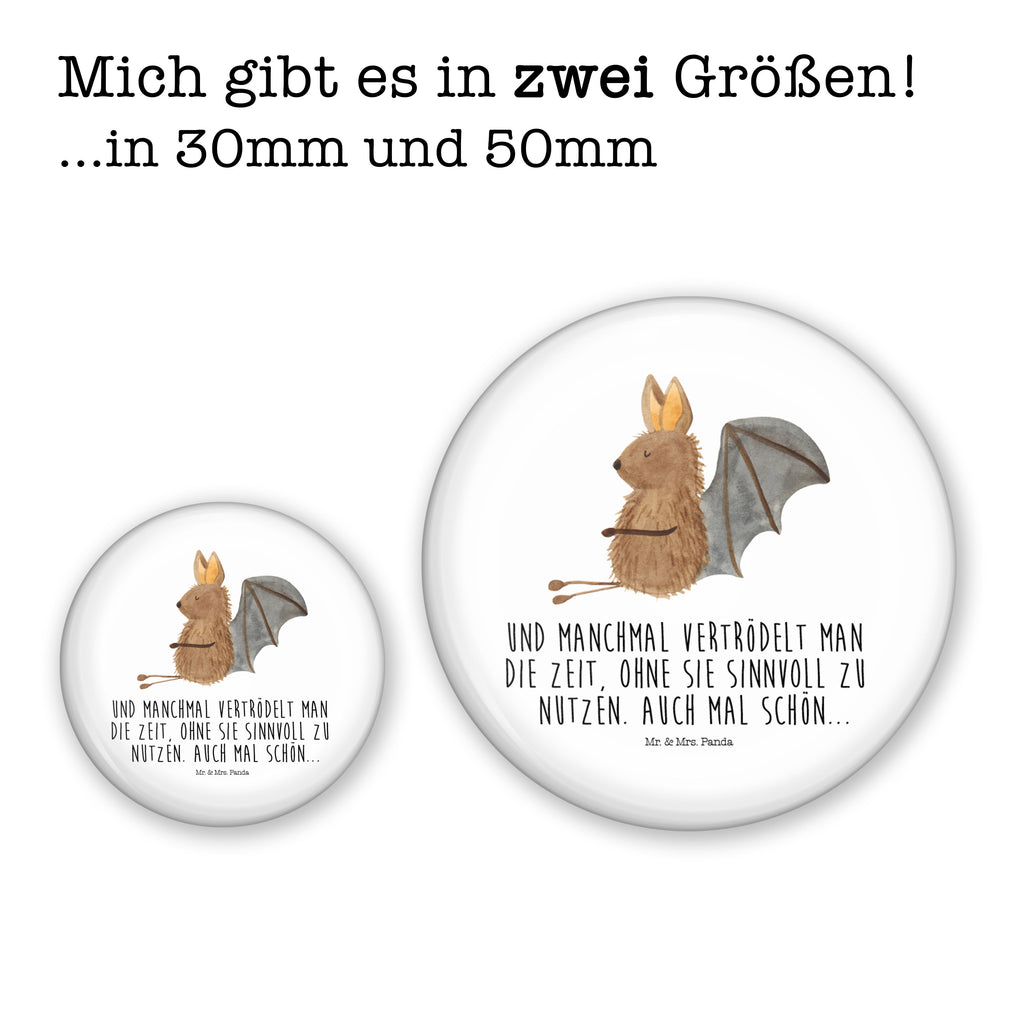 50mm Button Fledermaus sitzend 50mm Button, Button, Pin, Anstecknadel, Tiermotive, Gute Laune, lustige Sprüche, Tiere, Fledermaus, Fledermäuse, Motivation, entspannen