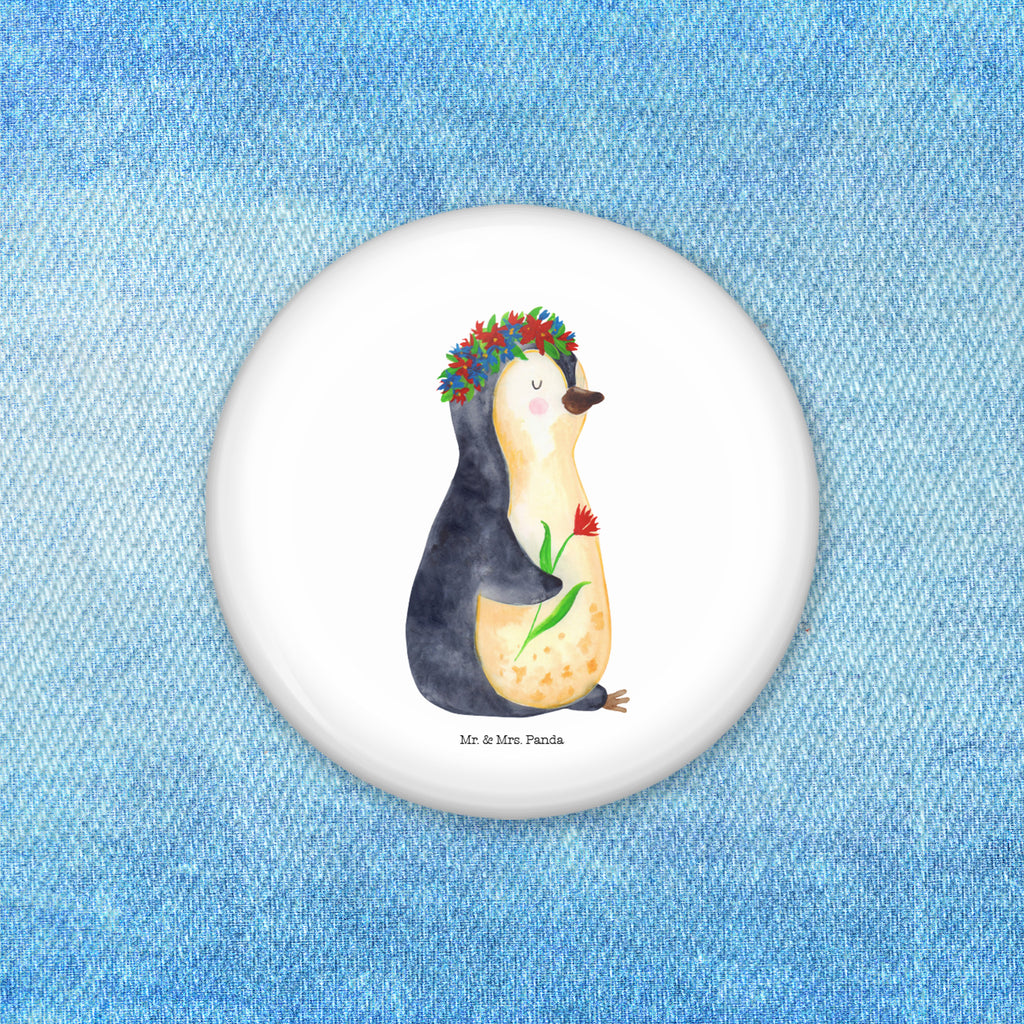 50mm Button Pinguin Blumenkranz 50mm Button, Button, Pin, Anstecknadel, Pinguin, Pinguine, Blumenkranz, Universum, Leben, Wünsche, Ziele, Lebensziele, Motivation, Lebenslust, Liebeskummer, Geschenkidee