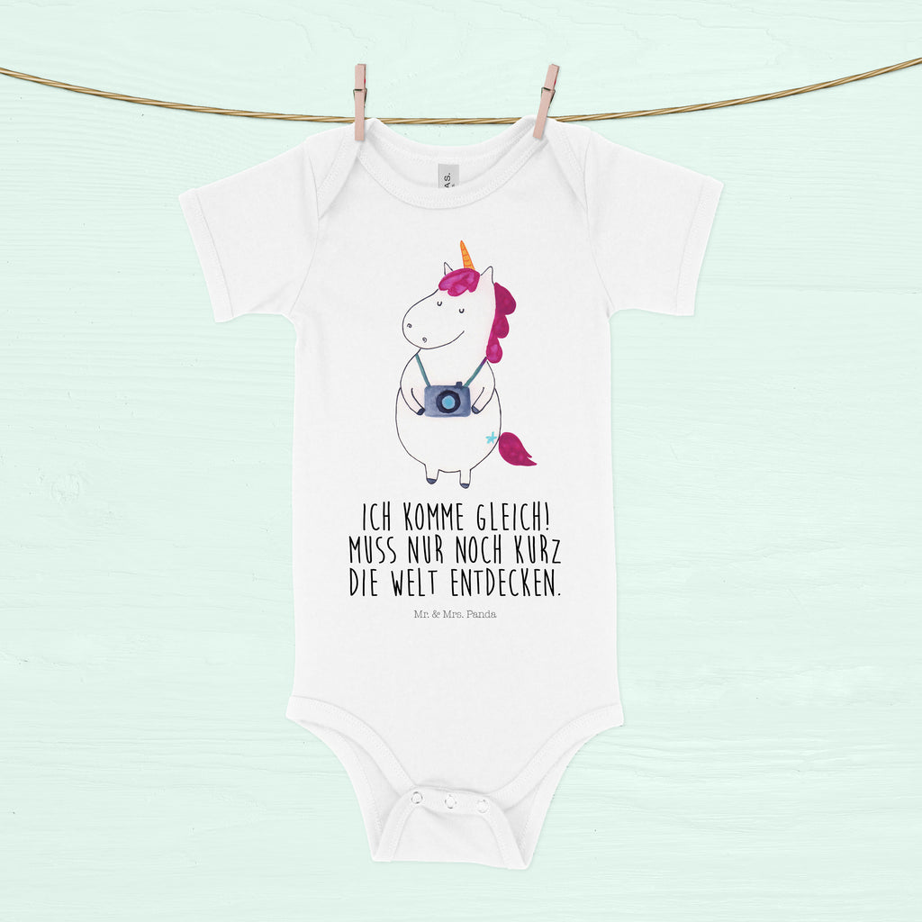 Organic Baby Body Einhorn Fotograf Babykleidung, Babystrampler, Strampler, Wickelbody, Baby Erstausstattung, Junge, Mädchen, Einhorn, Einhörner, Einhorn Deko, Pegasus, Unicorn, Fotograf, Fotografie, Kamera, Reisen, Weltreise, Weltenbummler, Urlaub, Tourist, Kurztrip, Reise, Städtereise