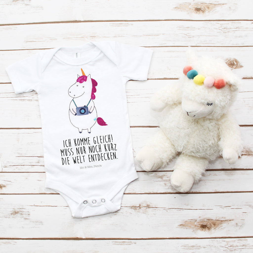 Organic Baby Body Einhorn Fotograf Babykleidung, Babystrampler, Strampler, Wickelbody, Baby Erstausstattung, Junge, Mädchen, Einhorn, Einhörner, Einhorn Deko, Pegasus, Unicorn, Fotograf, Fotografie, Kamera, Reisen, Weltreise, Weltenbummler, Urlaub, Tourist, Kurztrip, Reise, Städtereise