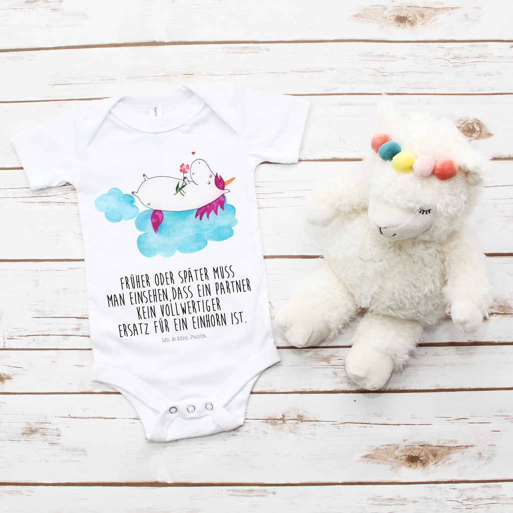 Organic Baby Body Einhorn verliebt auf Wolke Babykleidung, Babystrampler, Strampler, Wickelbody, Baby Erstausstattung, Junge, Mädchen, Einhorn, Einhörner, Einhorn Deko, Pegasus, Unicorn, verliebt, Liebe, Liebesbeweis, Freundin, Wolke