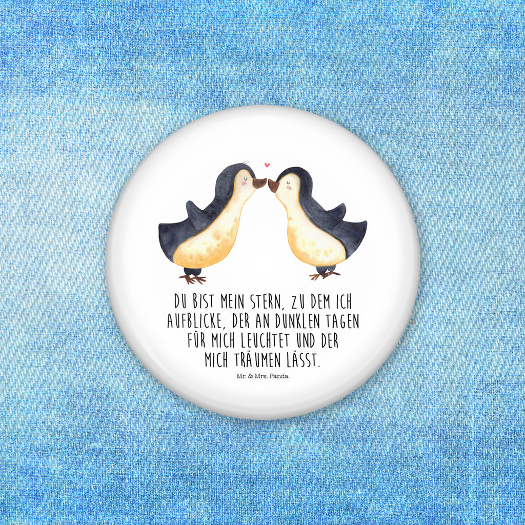50mm Button Pinguin Liebe 50mm Button, Button, Pin, Anstecknadel, Liebe, Partner, Freund, Freundin, Ehemann, Ehefrau, Heiraten, Verlobung, Heiratsantrag, Liebesgeschenk, Jahrestag, Hocheitstag, Pinguin, Pinguine, Pinguin Paar, Pinguinpaar, Pinguin Liebe, Paar, Pärchen. Liebespaar, Liebesbeweis, Liebesspruch, Hochzeitstag, Geschenk Freund, Geschenk Freundin, Verlobte, Verlobter, Love, Geschenk Hochzeitstag, Geschenkidee, Hochzeit, Gastgeschenk