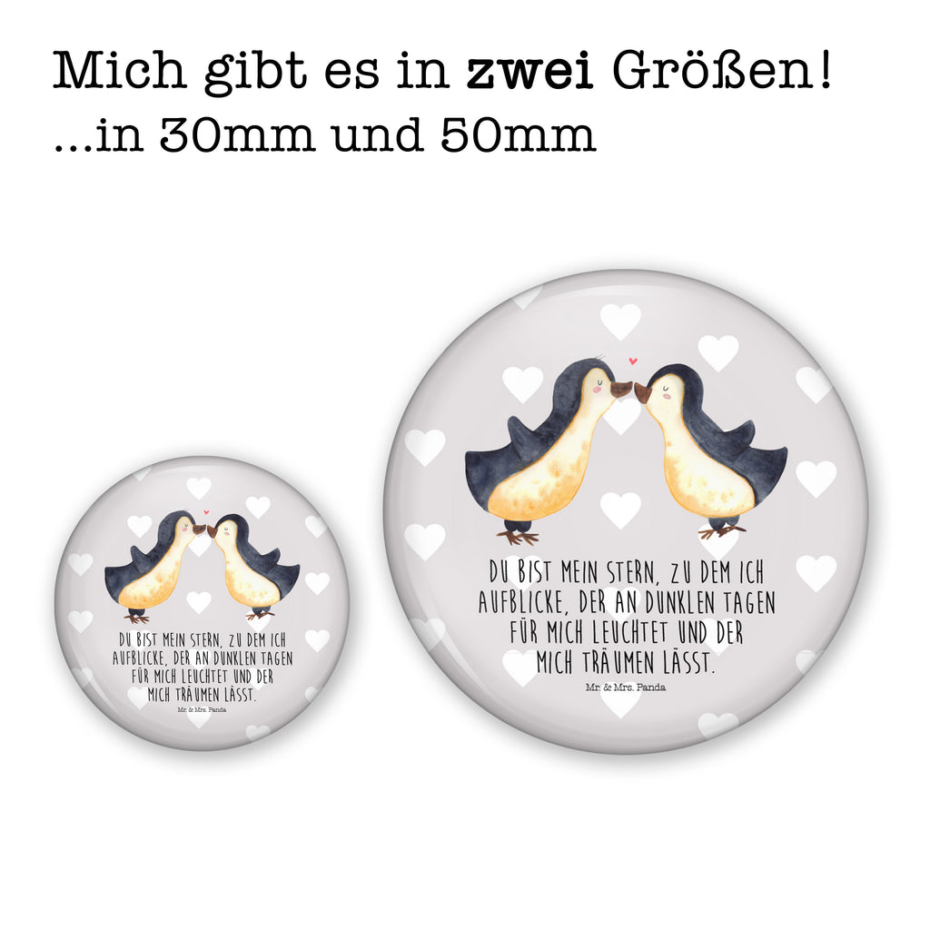 50mm Button Pinguin Liebe 50mm Button, Button, Pin, Anstecknadel, Liebe, Partner, Freund, Freundin, Ehemann, Ehefrau, Heiraten, Verlobung, Heiratsantrag, Liebesgeschenk, Jahrestag, Hocheitstag, Pinguin, Pinguine, Pinguin Paar, Pinguinpaar, Pinguin Liebe, Paar, Pärchen. Liebespaar, Liebesbeweis, Liebesspruch, Hochzeitstag, Geschenk Freund, Geschenk Freundin, Verlobte, Verlobter, Love, Geschenk Hochzeitstag, Geschenkidee, Hochzeit, Gastgeschenk