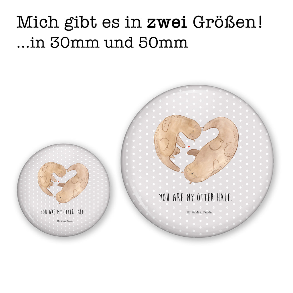 50mm Button Otter Herz 50mm Button, Button, Pin, Anstecknadel, Otter, Fischotter, Seeotter, Liebe, Herz, Liebesbeweis, Liebesgeschenk, Bessere Hälfte, Love you, Jahrestag, Hochzeitstag, Verlobung, gemeinsames Leben