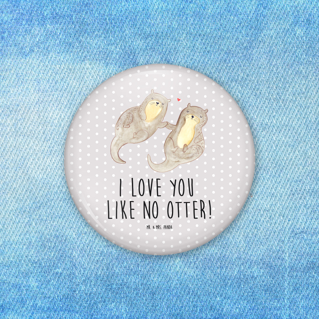 50mm Button Otter händchenhaltend 50mm Button, Button, Pin, Anstecknadel, Otter, Fischotter, Seeotter, Otter Seeotter See Otter