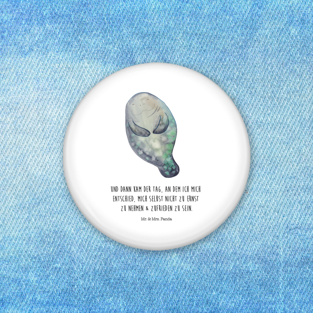 50mm Button Seekuh happy 50mm Button, Button, Pin, Anstecknadel, Meerestiere, Meer, Urlaub, Seekuh, Seekühe, Selbstliebe, Respekt, Neuanfang, Neustart, Achtsamkeit, Zufrieden, Liebeskummer, Freundin