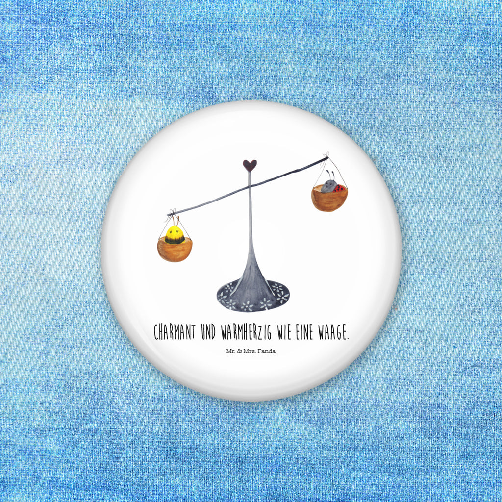 50mm Button Sternzeichen Waage 50mm Button, Button, Pin, Anstecknadel, Tierkreiszeichen, Sternzeichen, Horoskop, Astrologie, Aszendent, Waage, Waage Geschenk, Waage Sternzeichen, Geschenk Oktober, Geschenk September, Geburtstag Oktober, Geburtstag September, Gleichgewicht, Marienkäfer, Hummel, Biene