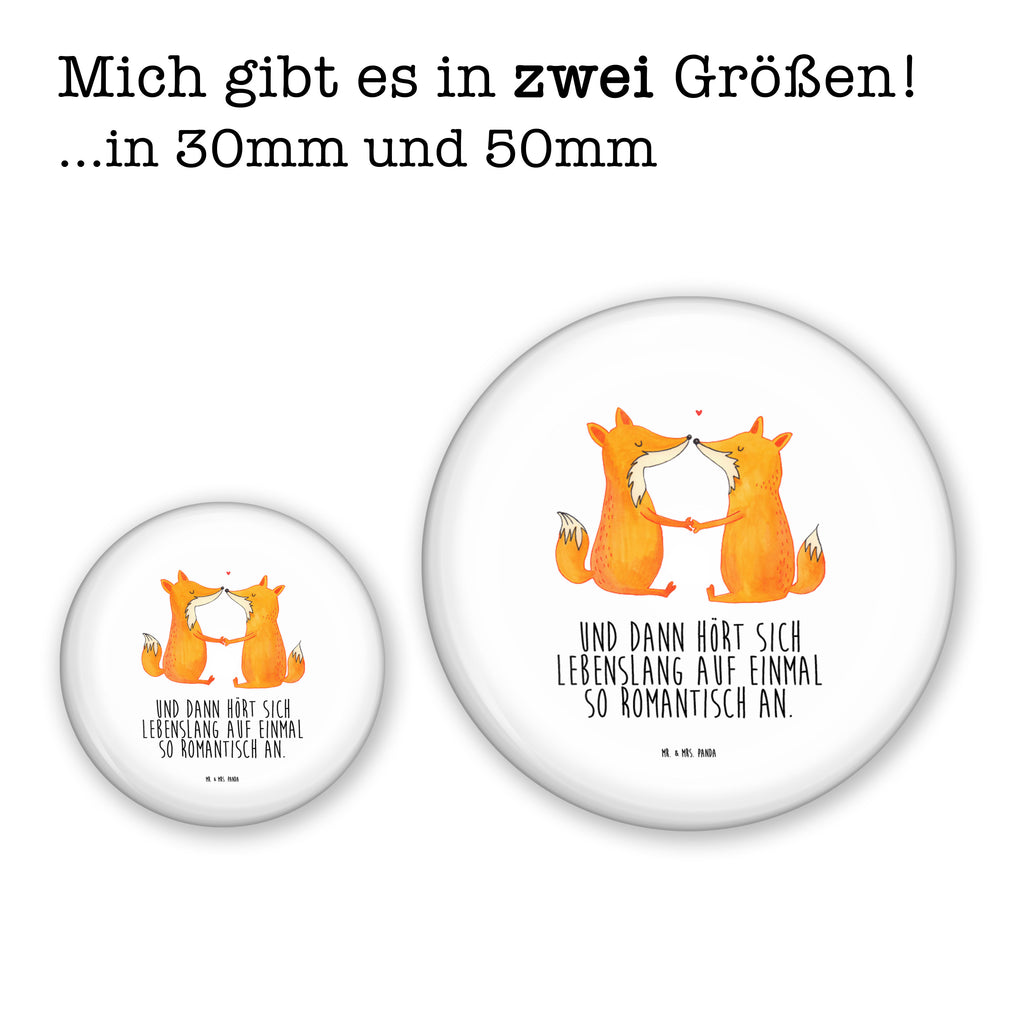50mm Button Füchse Liebe 50mm Button, Button, Pin, Anstecknadel, Fuchs, Füchse, Fox, Liebe, Liebespaar, Paar, Partner, Freundin, Freund, Ehe, Verlobte, Ehemann, Ehefrau, Liebesbeweis