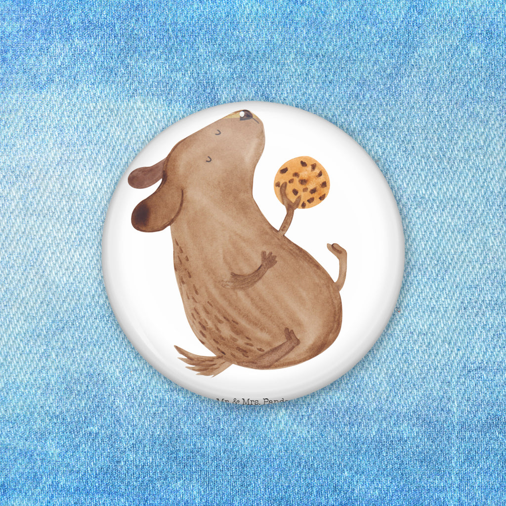 50mm Button Hund Keks 50mm Button, Button, Pin, Anstecknadel, Hund, Hundemotiv, Haustier, Hunderasse, Tierliebhaber, Hundebesitzer, Sprüche, Hundekekse, Leckerli, Hundeleckerli, Hundesnacks