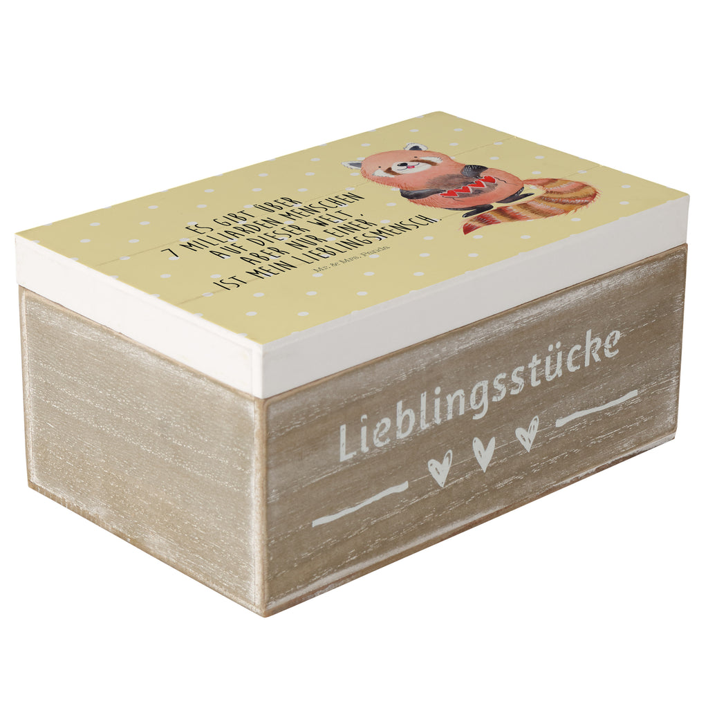 Holzkiste Roter Panda Holzkiste, Kiste, Schatzkiste, Truhe, Schatulle, XXL, Erinnerungsbox, Erinnerungskiste, Dekokiste, Aufbewahrungsbox, Tiermotive, Gute Laune, lustige Sprüche, Tiere, Panda, Liebe, Rot, Herz, Liebling, Lieblingsmensch