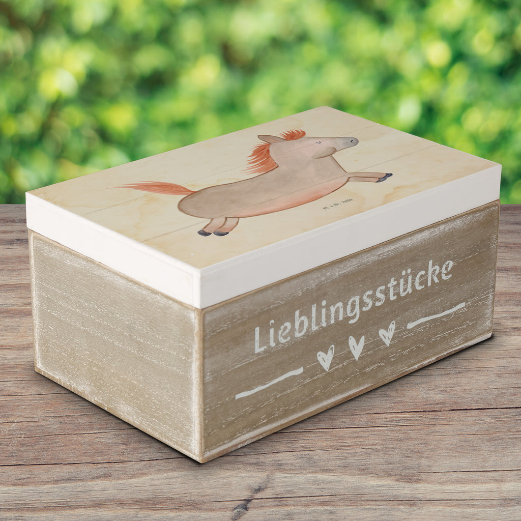 Holzkiste Pferd springt Holzkiste, Kiste, Schatzkiste, Truhe, Schatulle, XXL, Erinnerungsbox, Erinnerungskiste, Dekokiste, Aufbewahrungsbox, Bauernhof, Hoftiere, Landwirt, Landwirtin, Pferd, Pony, Pferde, Stall, Pferdestall, ausreiten, reiten, Pferdebesitzer
