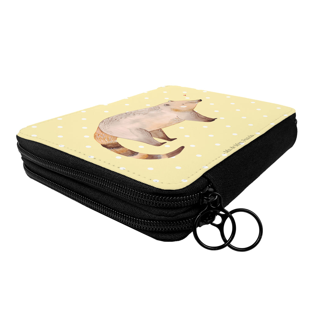 Federmappe Nasenbaer Federmappe, Stiftetasche, Stifte Etui, Schule, Einschulung, Geschenk, Kind, Schüler, Schülerin, Stifterolle, Federmäppchen, Motiv, Grundschule, Federmäppchen bedruckt, Büro Stifte Etui, Bestückte Federmappe, Kinder Federmappe, Federmappe Einschulung, Tiermotive, Gute Laune, lustige Sprüche, Tiere, Nasenbär, Nasenbären, Rüsselbär, Bär