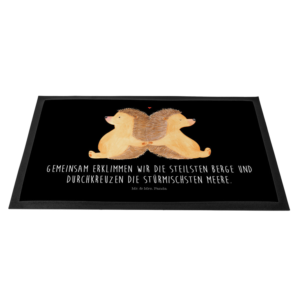 Fußmatte Igel händchenhaltend Igel, Igelliebe, Hand in Hand, Liebesbeweis, große Liebe, Liebesbotschaft, Liebesbeweis, Jahrestag, Verlobung, Hochzeit, Lieblingsmensch, Gemeinsamkeit, Love, Geschenk für zwei, Liebesgeschenk Türvorleger, Schmutzmatte, Fußabtreter, Matte, Schmutzfänger, Fußabstreifer, Schmutzfangmatte, Türmatte, Motivfußmatte,  Haustürmatte, Vorleger  Liebe,  Partner, Freund, Freundin, Ehemann, Ehefrau, Heiraten, Verlobung, Heiratsantrag, Liebesgeschenk, Jahrestag, Hocheitstag