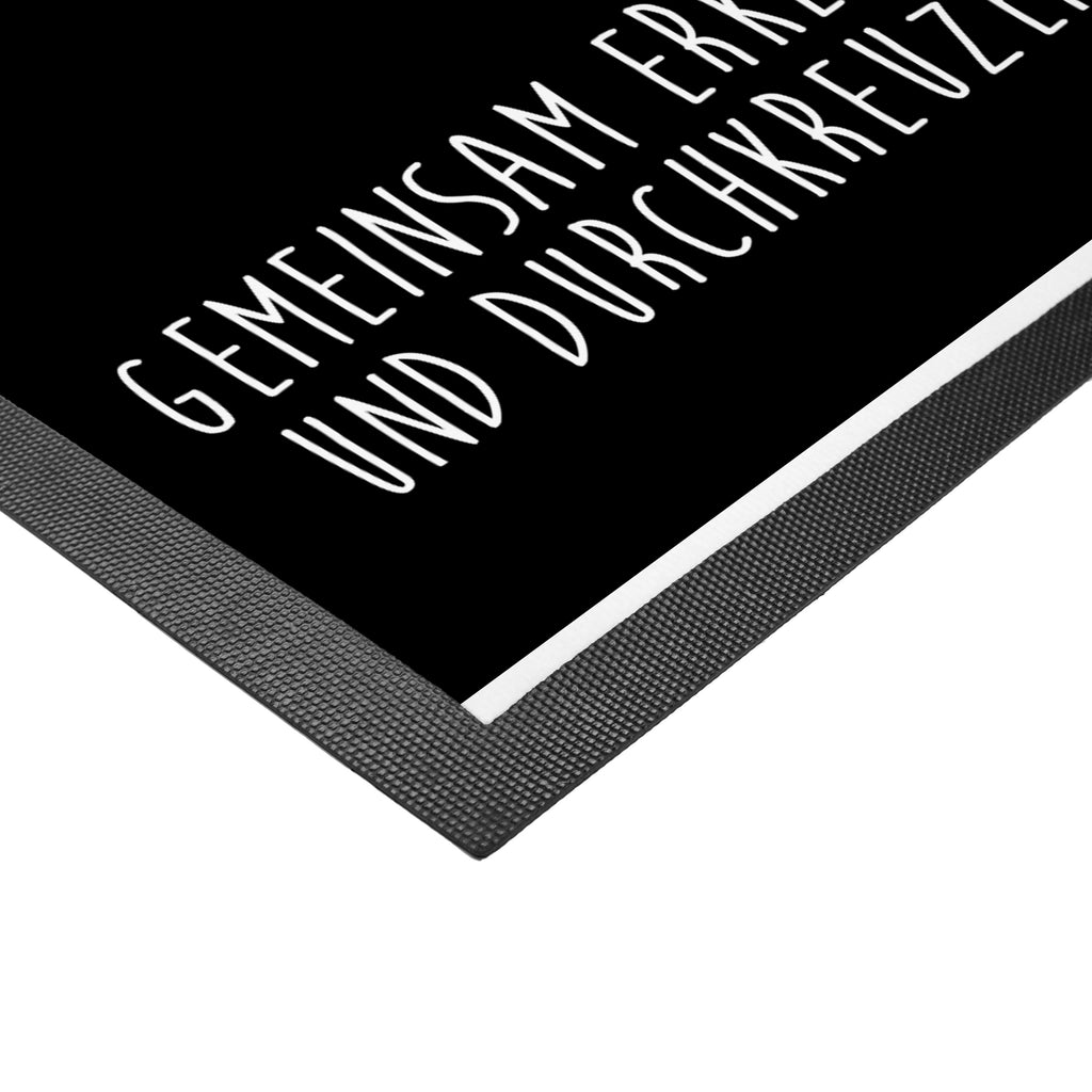 Fußmatte Igel händchenhaltend Igel, Igelliebe, Hand in Hand, Liebesbeweis, große Liebe, Liebesbotschaft, Liebesbeweis, Jahrestag, Verlobung, Hochzeit, Lieblingsmensch, Gemeinsamkeit, Love, Geschenk für zwei, Liebesgeschenk Türvorleger, Schmutzmatte, Fußabtreter, Matte, Schmutzfänger, Fußabstreifer, Schmutzfangmatte, Türmatte, Motivfußmatte,  Haustürmatte, Vorleger  Liebe,  Partner, Freund, Freundin, Ehemann, Ehefrau, Heiraten, Verlobung, Heiratsantrag, Liebesgeschenk, Jahrestag, Hocheitstag