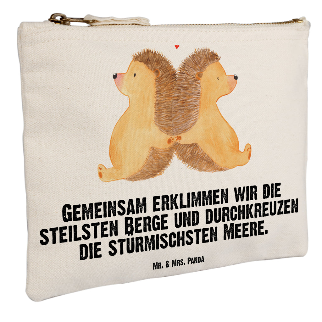 Schminktasche Igel händchenhaltend Schminktasche, Kosmetiktasche, Kosmetikbeutel, Stiftemäppchen, Etui, Federmappe, Makeup, XXL, Schminketui, Kosmetiketui, Schlamperetui, Liebe, Partner, Freund, Freundin, Ehemann, Ehefrau, Heiraten, Verlobung, Heiratsantrag, Liebesgeschenk, Jahrestag, Hocheitstag, Igel, Igelliebe, Hand in Hand, Liebesbeweis, große Liebe, Liebesbotschaft, Hochzeit, Lieblingsmensch, Gemeinsamkeit, Love, Geschenk für zwei