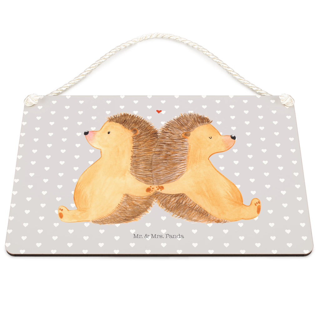 Deko Schild Igel händchenhaltend Dekoschild, Deko Schild, Schild, Tür Schild, Türschild, Holzschild, Wandschild, Wanddeko, Liebe, Partner, Freund, Freundin, Ehemann, Ehefrau, Heiraten, Verlobung, Heiratsantrag, Liebesgeschenk, Jahrestag, Hocheitstag, Igel, Igelliebe, Hand in Hand, Liebesbeweis, große Liebe, Liebesbotschaft, Hochzeit, Lieblingsmensch, Gemeinsamkeit, Love, Geschenk für zwei