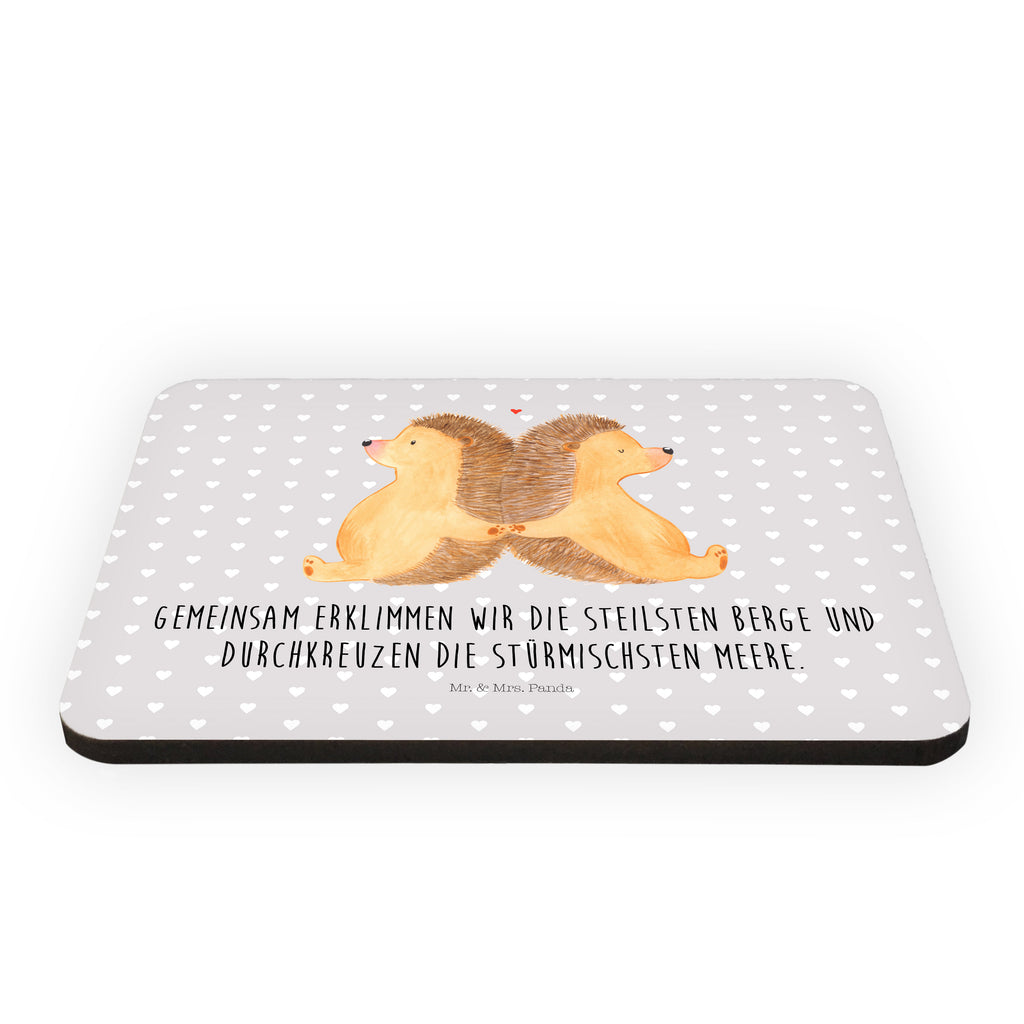 Magnet Igel händchenhaltend Kühlschrankmagnet, Pinnwandmagnet, Souvenir Magnet, Motivmagnete, Dekomagnet, Whiteboard Magnet, Notiz Magnet, Kühlschrank Dekoration, Liebe, Partner, Freund, Freundin, Ehemann, Ehefrau, Heiraten, Verlobung, Heiratsantrag, Liebesgeschenk, Jahrestag, Hocheitstag, Igel, Igelliebe, Hand in Hand, Liebesbeweis, große Liebe, Liebesbotschaft, Hochzeit, Lieblingsmensch, Gemeinsamkeit, Love, Geschenk für zwei