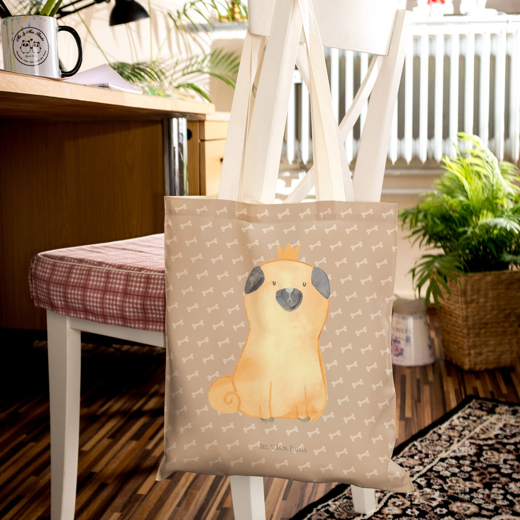 Einkaufstasche Mops Krone Tragetasche, Tasche, Beutel, Stofftasche, Baumwolltasche, Umhängetasche, Shopper, Hund, Hundemotiv, Haustier, Hunderasse, Tierliebhaber, Hundebesitzer, Sprüche, Mops, allergisch, kinderlos, Hausregel, Hundebesitzer. Spruch, lustig