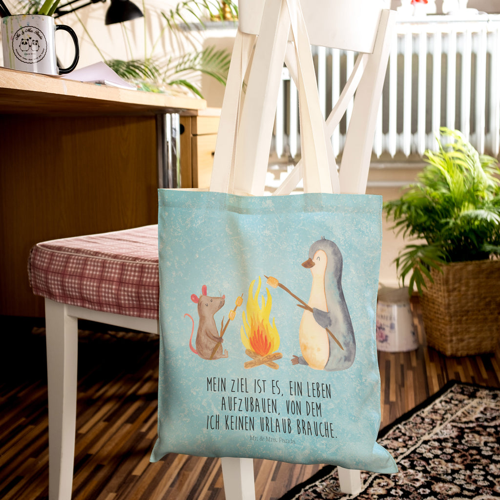 Einkaufstasche Pinguin Lagerfeuer Tragetasche, Tasche, Beutel, Stofftasche, Baumwolltasche, Umhängetasche, Shopper, Pinguin, Maus, Pinguine, Lagerfeuer, Leben, Arbeit, Job, Motivation, Büro, Büroalltag, Lebensspruch, Lebensmotivation, Neustart, Liebe, grillen, Feuer, Marshmallows