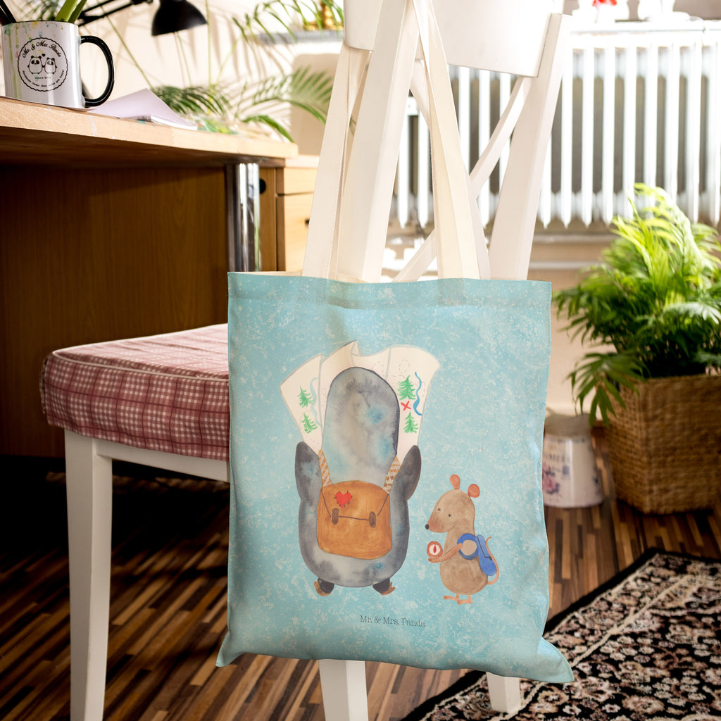 Einkaufstasche Pinguin & Maus Wanderer Tragetasche, Tasche, Beutel, Stofftasche, Baumwolltasche, Umhängetasche, Shopper, Pinguin, Pinguine, Abenteurer, Abenteuer, Roadtrip, Ausflug, Wanderlust, wandern