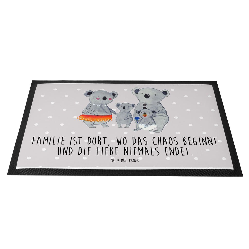 Fußmatte Koala Familie Koala, Koalas, Familie, Family, Mama, Papa, Kinder, Geschwister, Familienleben Türvorleger, Schmutzmatte, Fußabtreter, Matte, Schmutzfänger, Fußabstreifer, Schmutzfangmatte, Türmatte, Motivfußmatte,  Haustürmatte, Vorleger  Familie, Vatertag, Muttertag, Bruder, Schwester, Mama, Papa, Oma, Opa