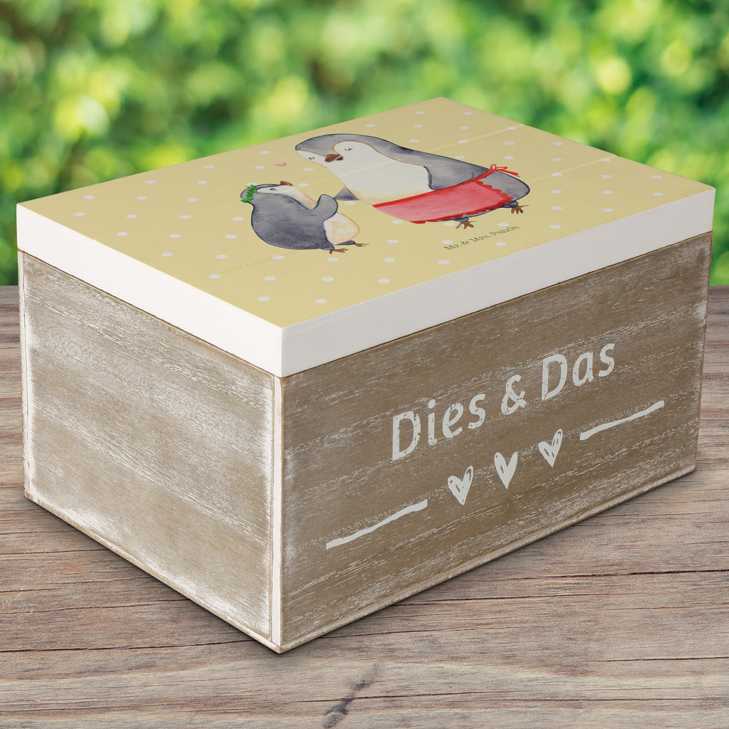 Holzkiste Pinguin mit Kind Holzkiste, Kiste, Schatzkiste, Truhe, Schatulle, XXL, Erinnerungsbox, Erinnerungskiste, Dekokiste, Aufbewahrungsbox, Familie, Vatertag, Muttertag, Bruder, Schwester, Mama, Papa, Oma, Opa, Geschenk, Mami, Mutti, Mutter, Geburststag