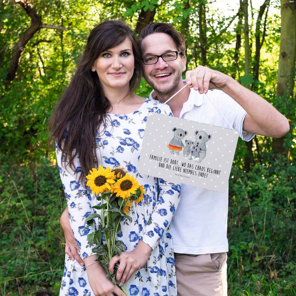 Deko Schild Koala Familie Dekoschild, Deko Schild, Schild, Tür Schild, Türschild, Holzschild, Wandschild, Wanddeko, Familie, Vatertag, Muttertag, Bruder, Schwester, Mama, Papa, Oma, Opa, Koala, Koalas, Family, Kinder, Geschwister, Familienleben