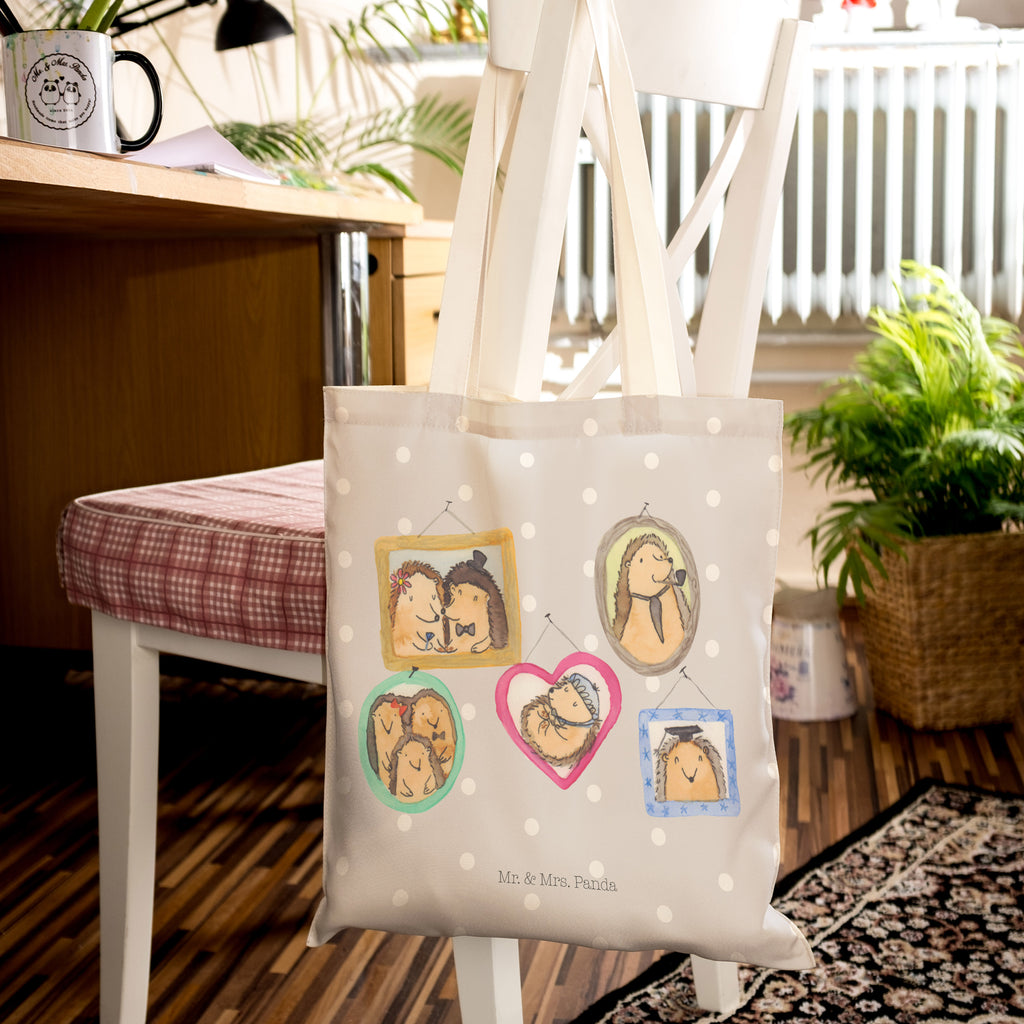 Einkaufstasche Igel Familie Tragetasche, Tasche, Beutel, Stofftasche, Baumwolltasche, Umhängetasche, Shopper, Familie, Vatertag, Muttertag, Bruder, Schwester, Mama, Papa, Oma, Opa, Liebe, Igel, Bilder, Zusammenhalt, Glück