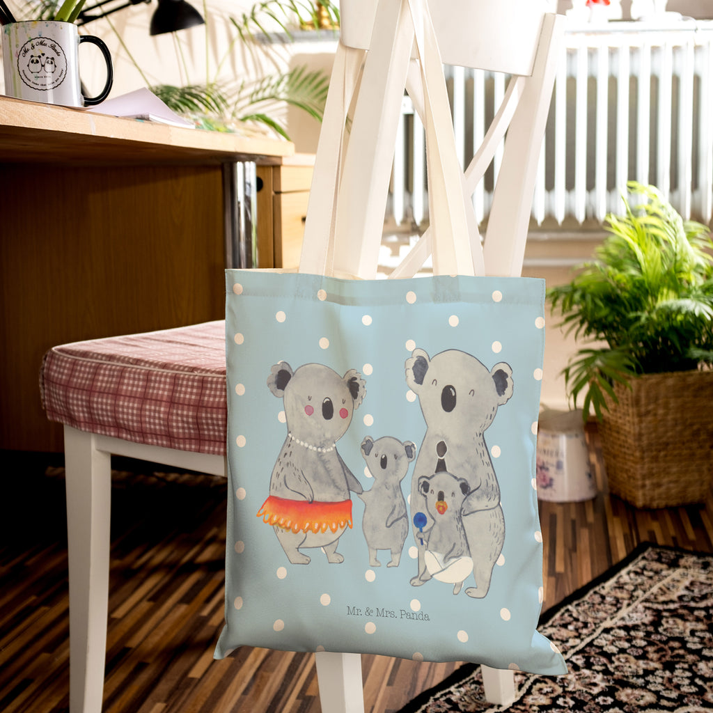 Einkaufstasche Koala Familie Tragetasche, Tasche, Beutel, Stofftasche, Baumwolltasche, Umhängetasche, Shopper, Familie, Vatertag, Muttertag, Bruder, Schwester, Mama, Papa, Oma, Opa, Koala, Koalas, Family, Kinder, Geschwister, Familienleben