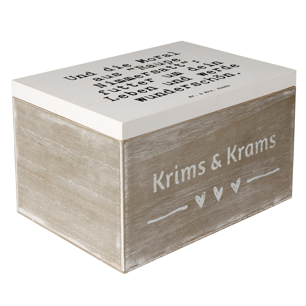 Holzkiste Sprüche und Zitate Und die Moral aus "Raupe Nimmersatt": futter um dein Leben und werde wunderschön. Holzkiste, Kiste, Schatzkiste, Truhe, Schatulle, XXL, Erinnerungsbox, Erinnerungskiste, Dekokiste, Aufbewahrungsbox, Spruch, Sprüche, lustig, Weisheiten, Zitate, Spruch Sprüche Weisheiten Zitate Lustig Weisheit Worte