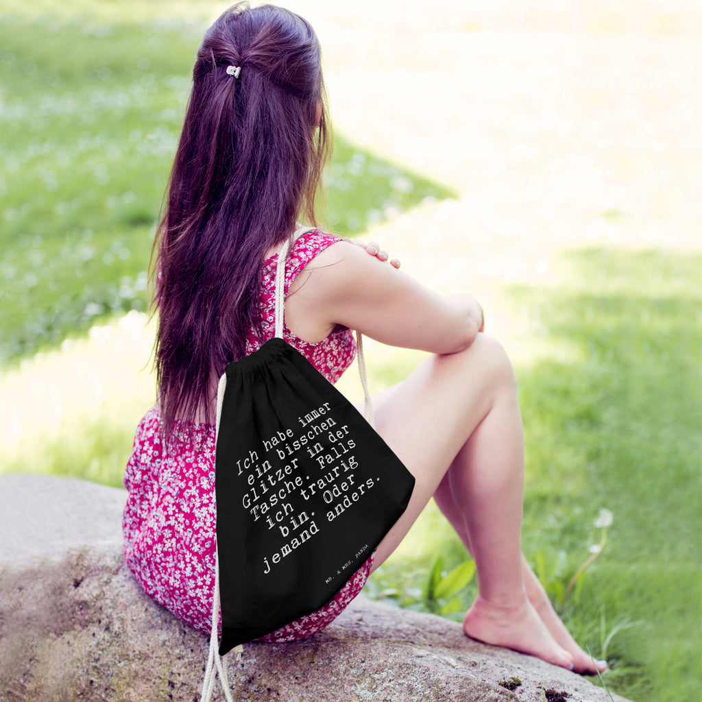 Sportbeutel Sprüche und Zitate Ich habe immer ein bisschen Glitzer in der Tasche. Falls ich traurig bin. Oder jemand anders. Sportbeutel, Turnbeutel, Beutel, Sporttasche, Tasche, Stoffbeutel, Sportbeutel Kinder, Spruch, Sprüche, lustig, Weisheiten, Zitate, Spruch Sprüche Weisheiten Zitate Lustig Weisheit Worte
