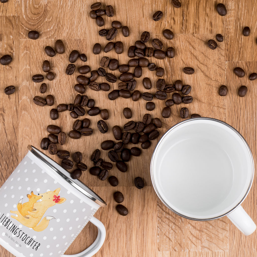 Camping Emaille Tasse Fuchs Mama & Kind Campingtasse, Trinkbecher, Metalltasse, Outdoor Tasse, Emaille Trinkbecher, Blechtasse Outdoor, Emaille Campingbecher, Edelstahl Trinkbecher, Metalltasse für Camping, Kaffee Blechtasse, Camping Tasse Metall, Familie, Vatertag, Muttertag, Bruder, Schwester, Mama, Papa, Oma, Opa, Mutter, Tochter, Lieblingstochter, Beste Tochter, Geschenk