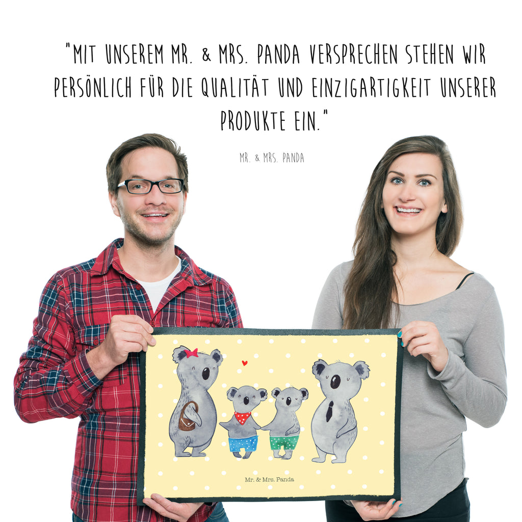 Fußmatte Koala Familie zwei Koala, Koalabär, Familie, beste Familie, Familienzeit, Familienleben, Koalafamilie, Lieblingsfamilie Türvorleger, Schmutzmatte, Fußabtreter, Matte, Schmutzfänger, Fußabstreifer, Schmutzfangmatte, Türmatte, Motivfußmatte,  Haustürmatte, Vorleger  Familie, Vatertag, Muttertag, Bruder, Schwester, Mama, Papa, Oma, Opa