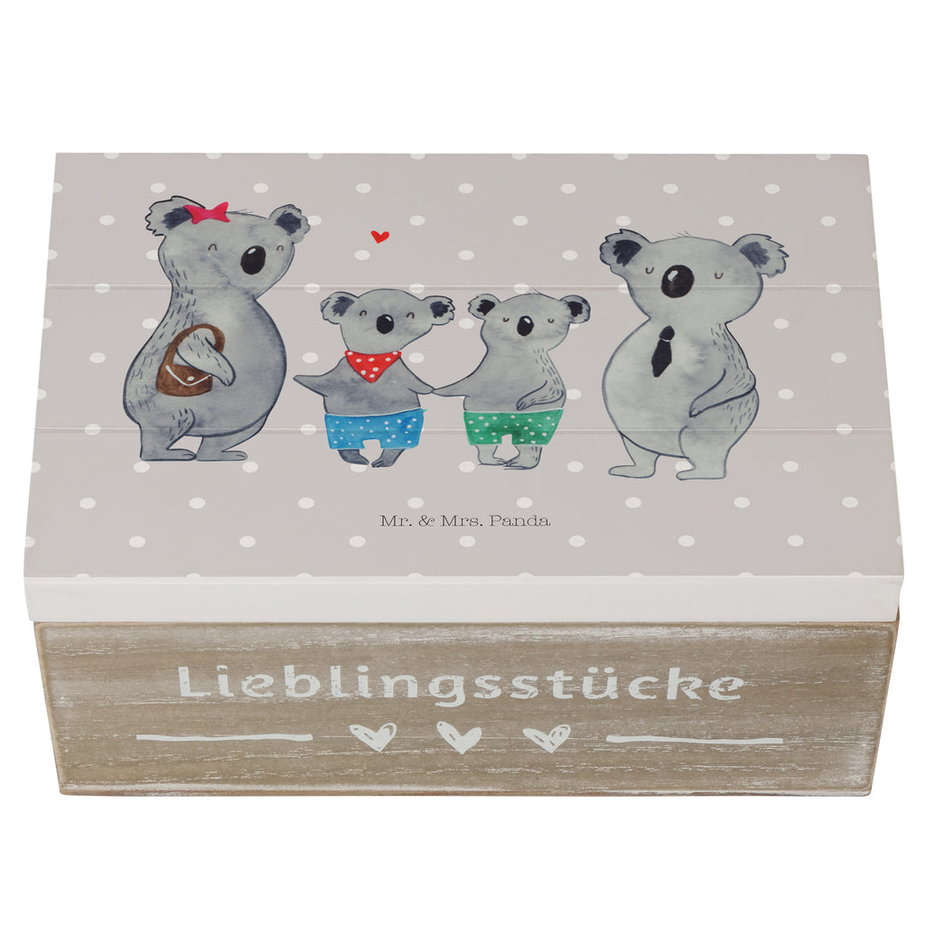 Holzkiste Koala Familie zwei Holzkiste, Kiste, Schatzkiste, Truhe, Schatulle, XXL, Erinnerungsbox, Erinnerungskiste, Dekokiste, Aufbewahrungsbox, Familie, Vatertag, Muttertag, Bruder, Schwester, Mama, Papa, Oma, Opa, Koala, Koalabär, beste Familie, Familienzeit, Familienleben, Koalafamilie, Lieblingsfamilie