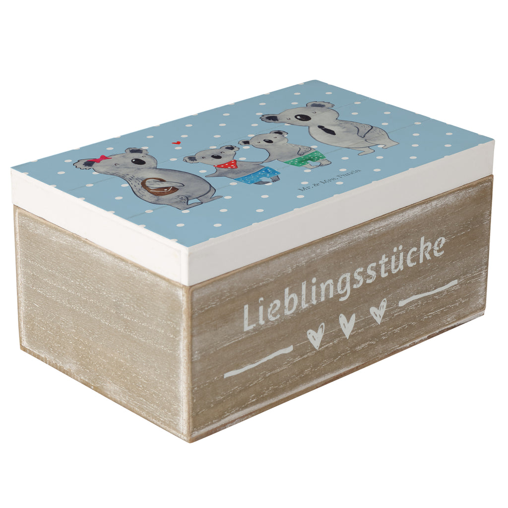 Holzkiste Koala Familie zwei Holzkiste, Kiste, Schatzkiste, Truhe, Schatulle, XXL, Erinnerungsbox, Erinnerungskiste, Dekokiste, Aufbewahrungsbox, Familie, Vatertag, Muttertag, Bruder, Schwester, Mama, Papa, Oma, Opa, Koala, Koalabär, beste Familie, Familienzeit, Familienleben, Koalafamilie, Lieblingsfamilie