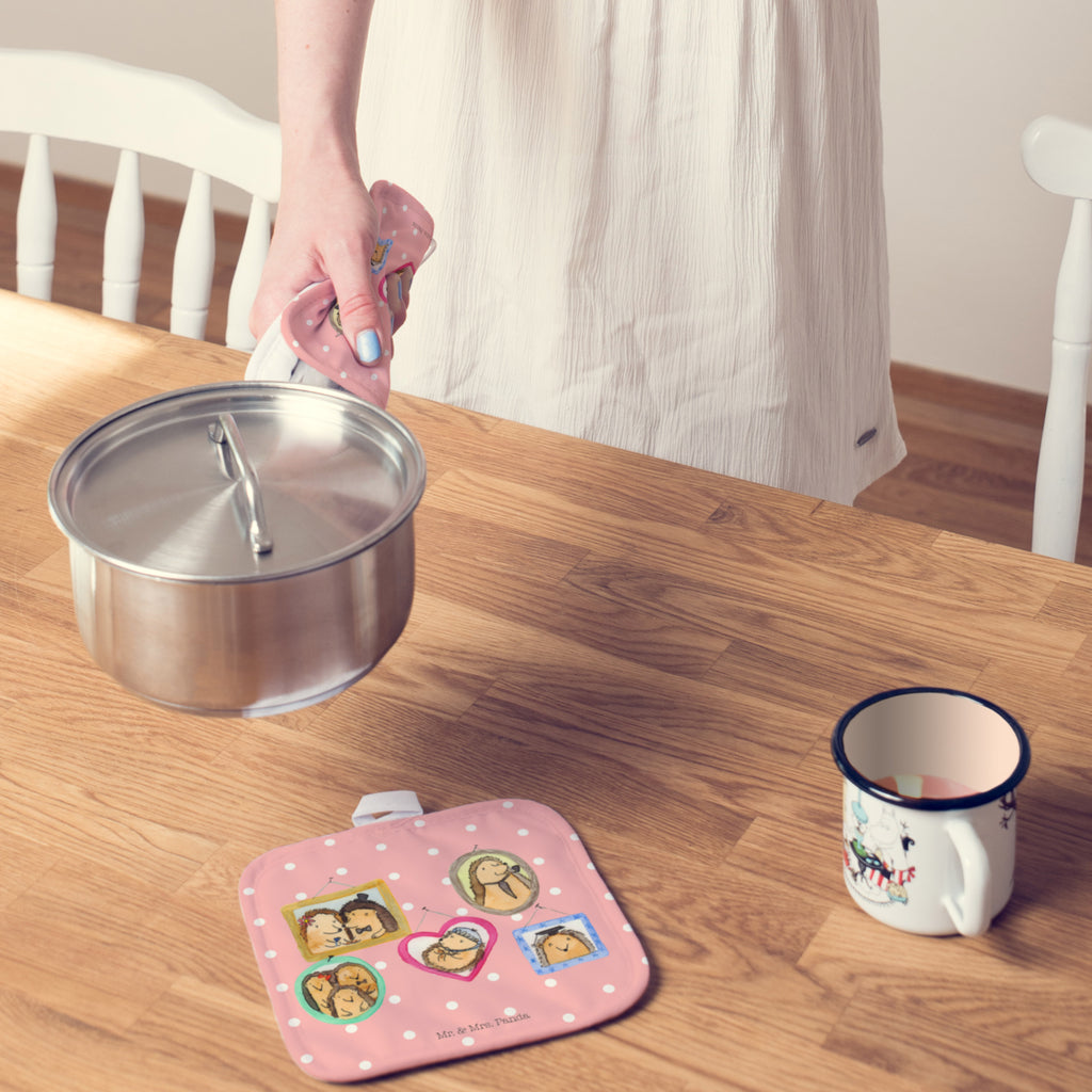 2er Set Topflappen  Igel Familie Topflappen, Topfuntersetzer, Ofenhandschuh, Topflappen Set, Topflappen lustig, Topflappen mit Spruch, Familie, Vatertag, Muttertag, Bruder, Schwester, Mama, Papa, Oma, Opa, Liebe, Igel, Bilder, Zusammenhalt, Glück