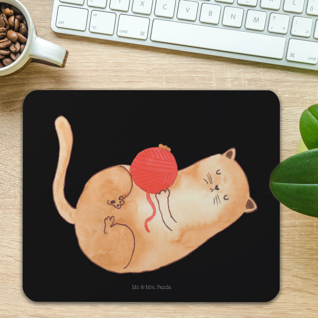 Mauspad Katzen Wollknäul Mousepad, Computer zubehör, Büroausstattung, PC Zubehör, Arbeitszimmer, Mauspad, Einzigartiges Mauspad, Designer Mauspad, Katze, Katzenmotiv, Katzenfan, Katzendeko, Katzenfreund, Katzenliebhaber, Katzenprodukte, Katzenartikel, Katzenaccessoires, Katzensouvenirs, Katzenliebhaberprodukte, Katzenmotive, Katzen, Kater, Mietze, Cat, Cats, Katzenhalter, Katzenbesitzerin, Haustier, Wollknäuel, Wolle, Spielen, Spiel, verspielt