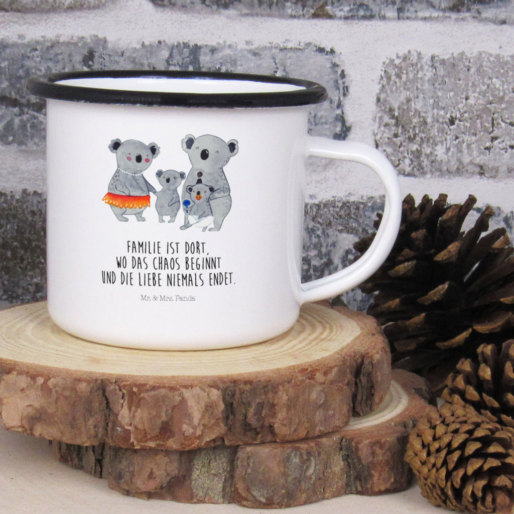 XL Emaille Tasse Koala Familie XL Emaille Tasse, Metalltasse, Kaffeetasse, Tasse, Becher, Kaffeebecher, Camping, Campingbecher, Tassendruck, Metall-Tasse, Deko-Becher, emailliert, Outdoor Tasse, Trinkbecher, bruchsicher, Emaille-Optik, Motivtasse, Outdoor Kaffeetasse, Familie, Vatertag, Muttertag, Bruder, Schwester, Mama, Papa, Oma, Opa, Koala, Koalas, Family, Kinder, Geschwister, Familienleben