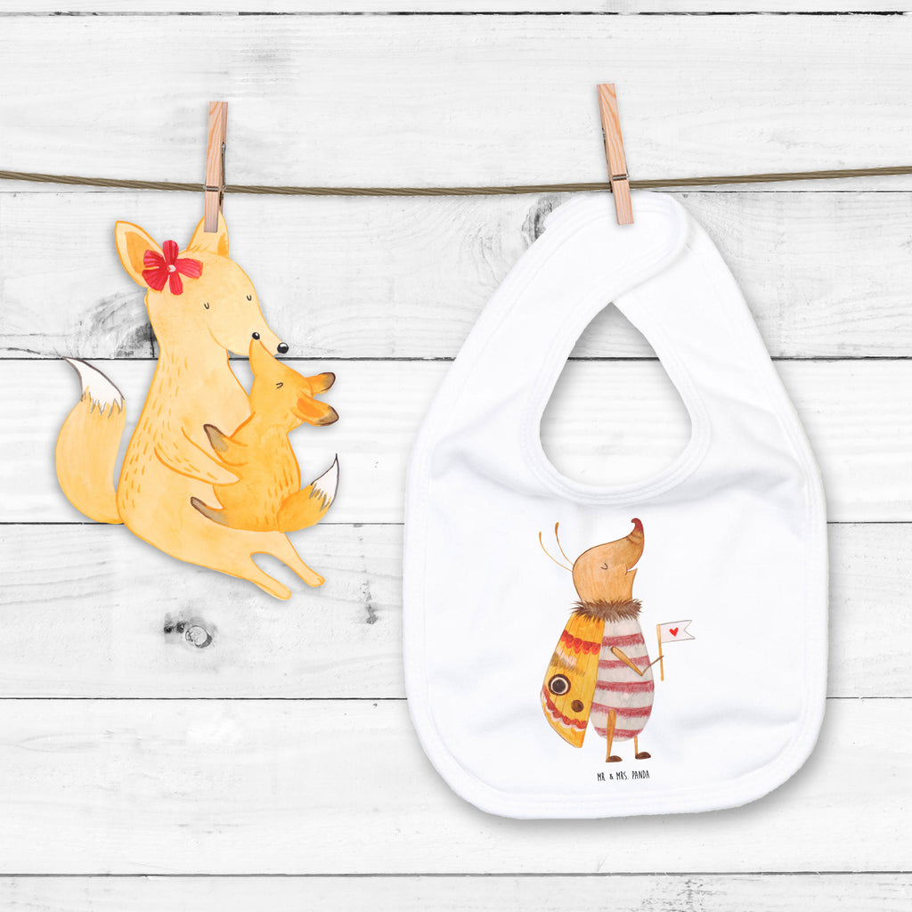 Organic Babylätzchen Nachtfalter mit Fähnchen Baby, Lätzchen, Spucktuch, Sabberlätzchen, Klettlätzchen, Babygeschenk, Baby Lätzchen, Geschenk für Geburt, Geschenk zur Geburt, Baby Spucktuch, Babyausstattung, Geschenkidee für Babyparty, Tiermotive, Gute Laune, lustige Sprüche, Tiere, Nachtfalter, Käfer, Spruch lustig, Spruch witzig, süß, niedlich, Küche Deko, Was kostet die Welt
