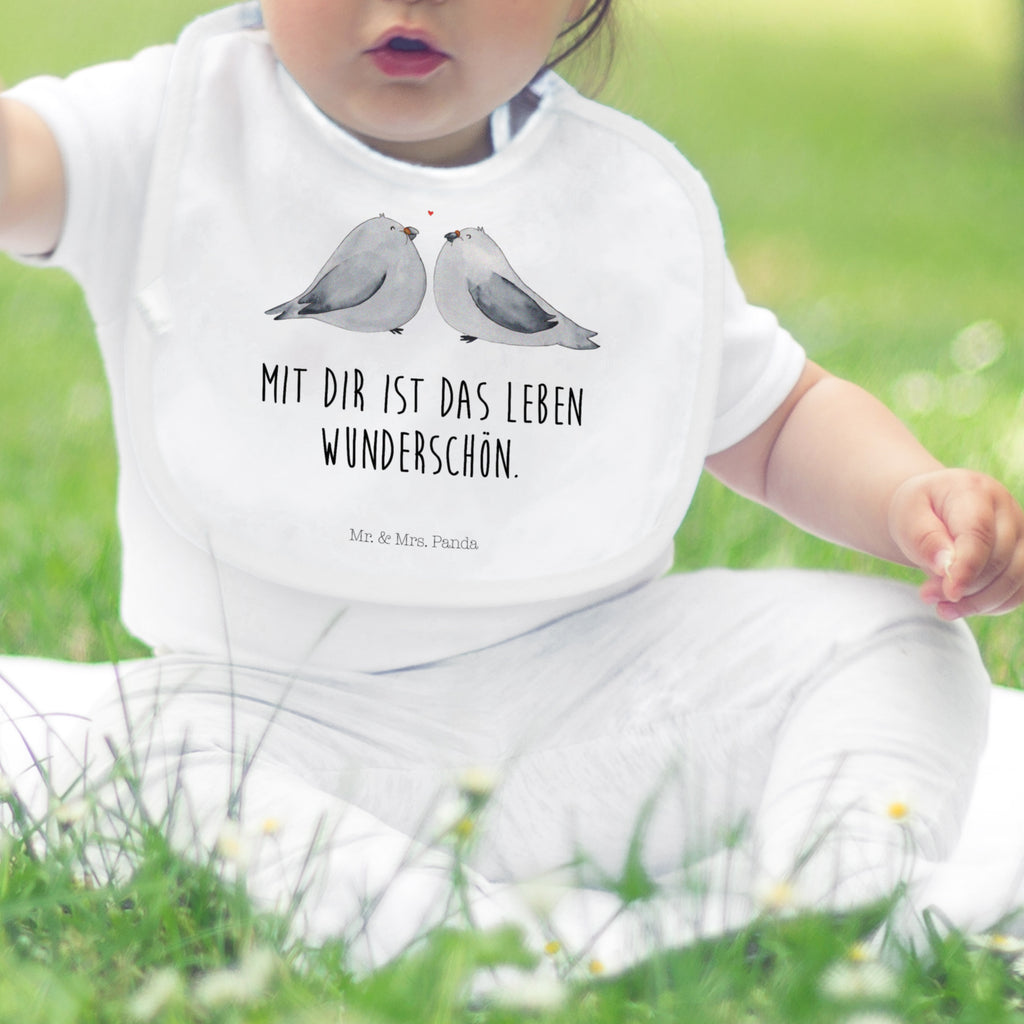 Organic Babylätzchen Turteltauben Liebe Baby, Lätzchen, Spucktuch, Sabberlätzchen, Klettlätzchen, Babygeschenk, Baby Lätzchen, Geschenk für Geburt, Geschenk zur Geburt, Baby Spucktuch, Babyausstattung, Geschenkidee für Babyparty, Liebe, Partner, Freund, Freundin, Ehemann, Ehefrau, Heiraten, Verlobung, Heiratsantrag, Liebesgeschenk, Jahrestag, Hocheitstag, Turteltauben, Turteltäubchen, Tauben, Verliebt, Verlobt, Verheiratet, Geschenk Freundin, Geschenk Freund, Liebesbeweis, Hochzeitstag, Geschenk Hochzeit