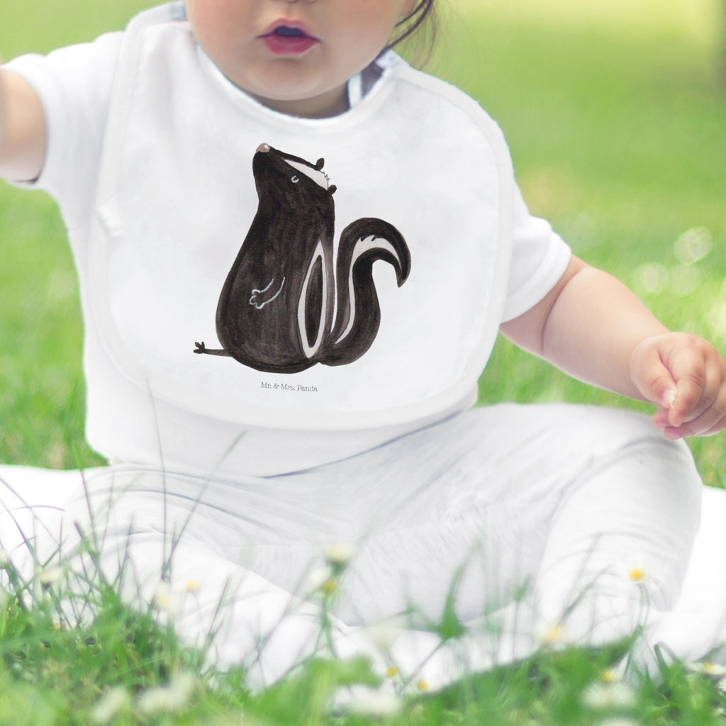 Organic Babylätzchen Stinktier sitzend Baby, Lätzchen, Spucktuch, Sabberlätzchen, Klettlätzchen, Babygeschenk, Baby Lätzchen, Geschenk für Geburt, Geschenk zur Geburt, Baby Spucktuch, Babyausstattung, Geschenkidee für Babyparty, Stinktier, Skunk, Wildtier, Raubtier, Stinker, Stinki, Spruch, Büro, Recht, Besserwisser