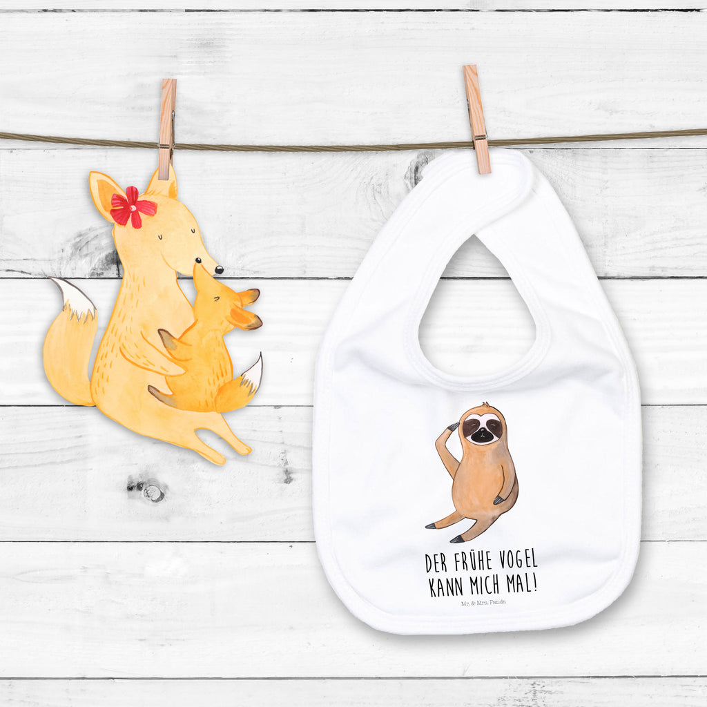 Organic Babylätzchen Faultier Vogel zeigen Baby, Lätzchen, Spucktuch, Sabberlätzchen, Klettlätzchen, Babygeschenk, Baby Lätzchen, Geschenk für Geburt, Geschenk zur Geburt, Baby Spucktuch, Babyausstattung, Geschenkidee für Babyparty, Faultier, Faultier Geschenk, Faultier Deko, Faultiere, faul, Lieblingstier, Spinner, früher Vogel, der frühe Vogel, Frühaufsteher, Morgenmuffel, Vogel, Faultierwelt