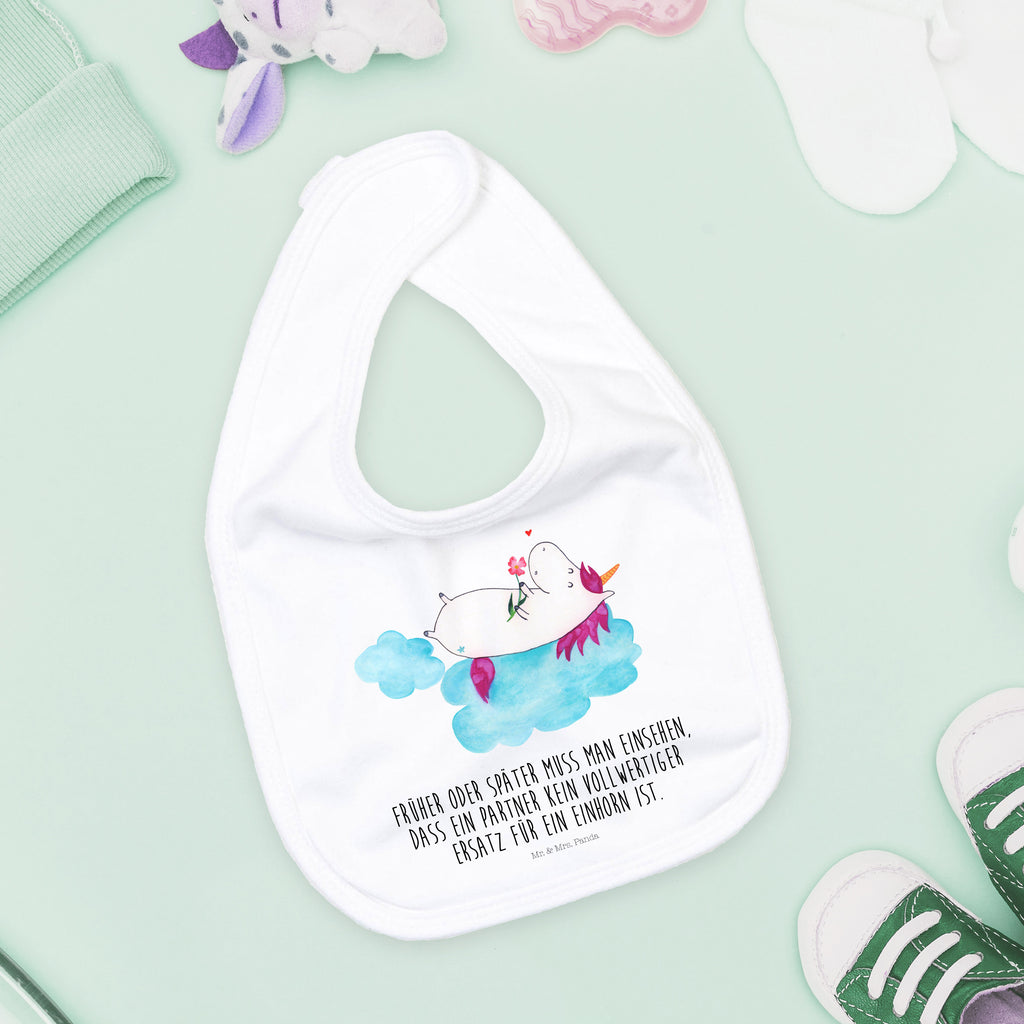Organic Babylätzchen Einhorn verliebt auf Wolke Baby, Lätzchen, Spucktuch, Sabberlätzchen, Klettlätzchen, Babygeschenk, Baby Lätzchen, Geschenk für Geburt, Geschenk zur Geburt, Baby Spucktuch, Babyausstattung, Geschenkidee für Babyparty, Einhorn, Einhörner, Einhorn Deko, Pegasus, Unicorn, verliebt, Liebe, Liebesbeweis, Freundin, Wolke