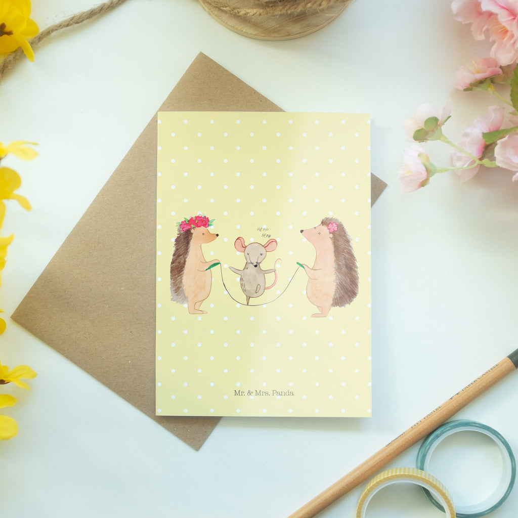 Grußkarte Igel Seilhüpfen Klappkarte, Einladungskarte, Glückwunschkarte, Hochzeitskarte, Geburtstagskarte, Karte, Tiermotive, Gute Laune, lustige Sprüche, Tiere, Igel, Maus, Seilspringen, Seilhüpfen, Kinder, Kindergarten