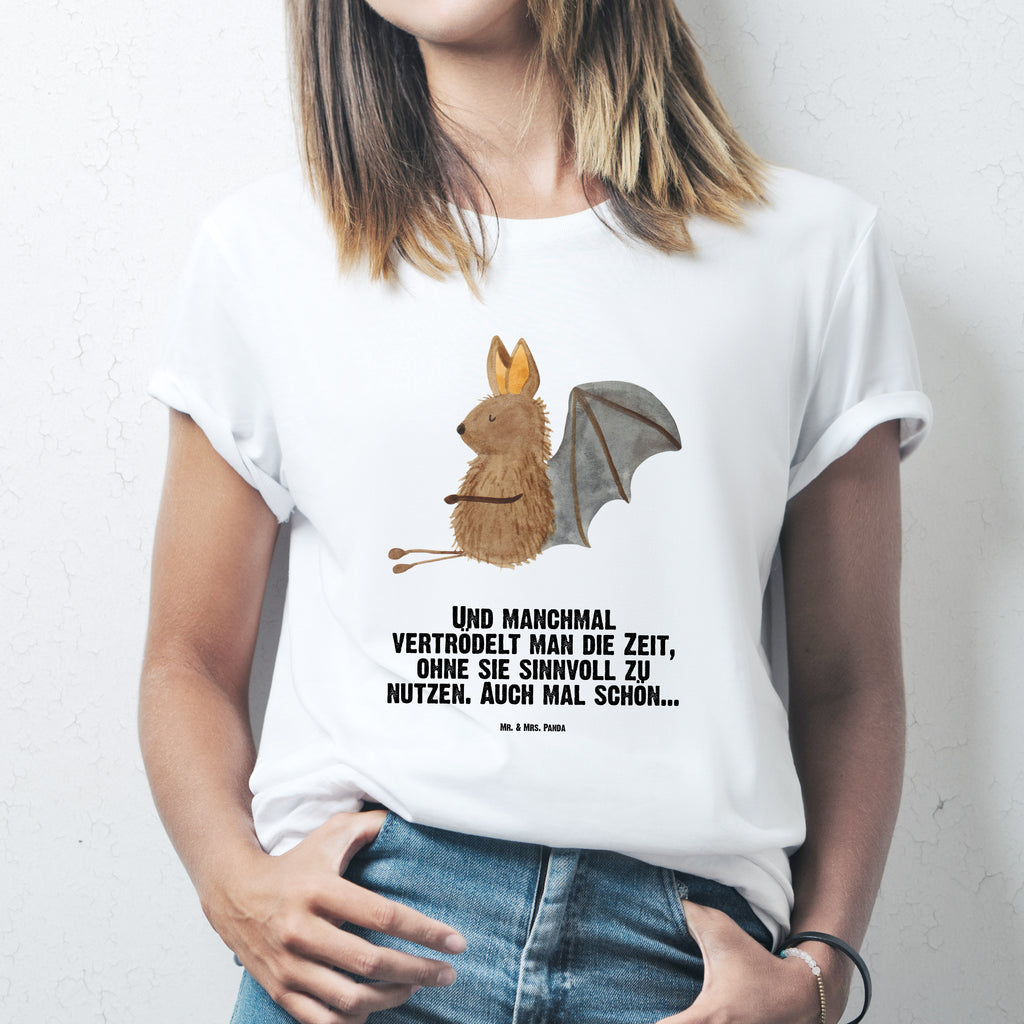 Größe XL T-Shirt Fledermaus sitzend T-Shirt, Shirt, Tshirt, Lustiges T-Shirt, T-Shirt mit Spruch, Party, Junggesellenabschied, Jubiläum, Geburstag, Herrn, Damen, Männer, Frauen, Schlafshirt, Nachthemd, Sprüche, Tiermotive, Gute Laune, lustige Sprüche, Tiere, Fledermaus, Fledermäuse, Motivation, entspannen