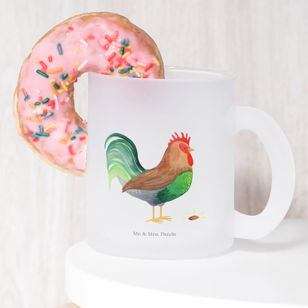 Teetasse Hahn mit Korn Teetasse, Teeglas, Teebecher, Tasse mit Henkel, Tasse, Glas Teetasse, Teetasse aus Glas, Bauernhof, Hoftiere, Landwirt, Landwirtin, Hahn, Korn, Henne, Eier, Natur