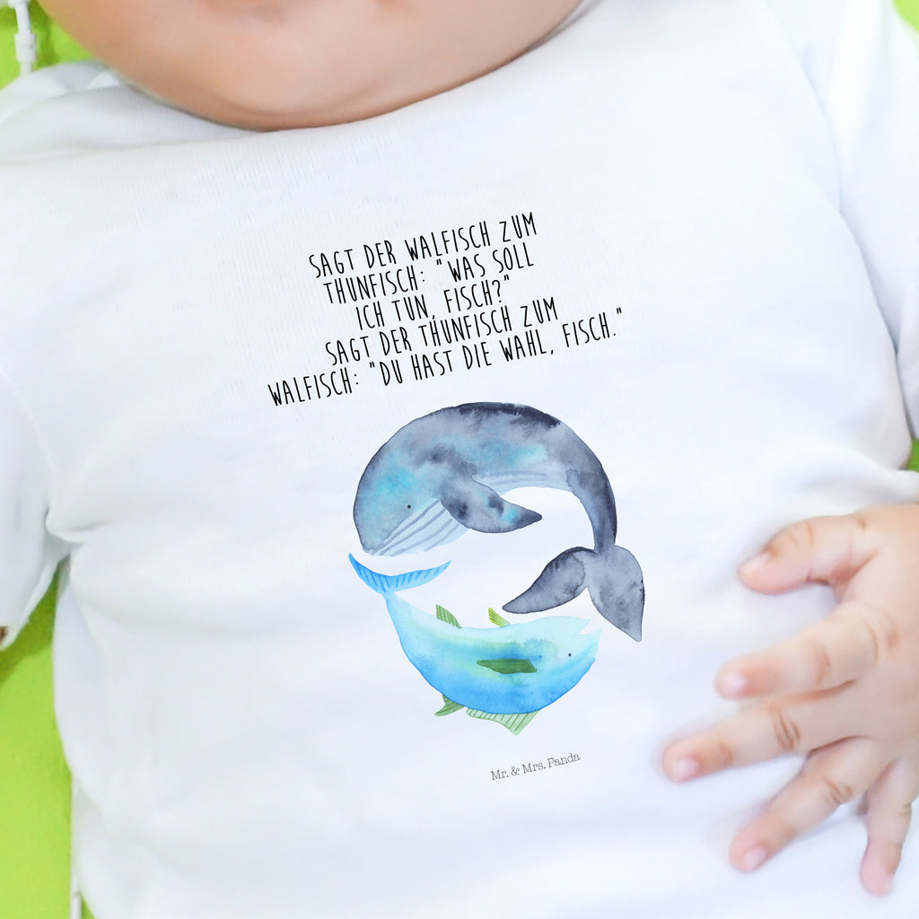 Organic Baby Shirt Walfisch & Thunfisch Baby T-Shirt, Jungen Baby T-Shirt, Mädchen Baby T-Shirt, Shirt, Tiermotive, Gute Laune, lustige Sprüche, Tiere, Wal, Wahl, Tunfisch, Wortwitz lustig, Spruch lustig, Flachwitz, Witz, Spruch des Tages, Flachwitz Geschenk