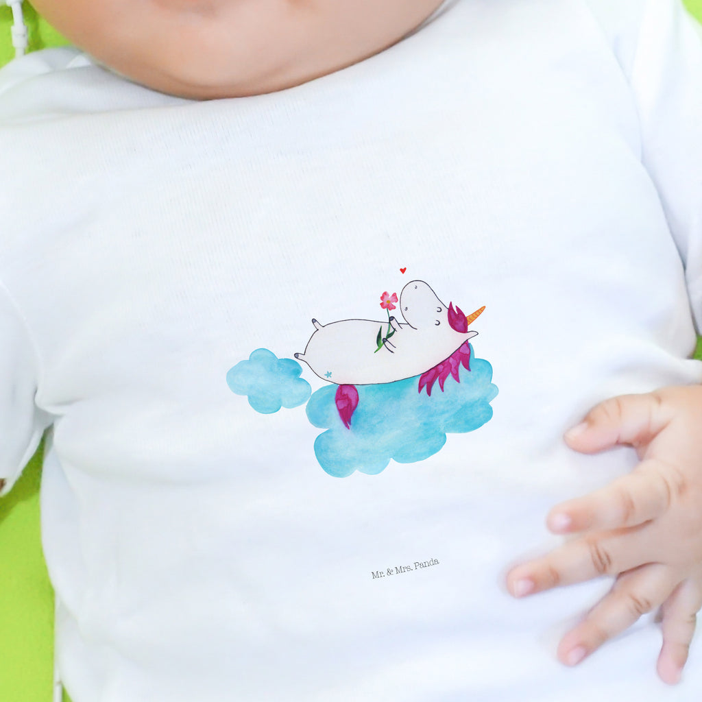 Organic Baby Shirt Einhorn verliebt auf Wolke Baby T-Shirt, Jungen Baby T-Shirt, Mädchen Baby T-Shirt, Shirt, Einhorn, Einhörner, Einhorn Deko, Pegasus, Unicorn, verliebt, Liebe, Liebesbeweis, Freundin, Wolke