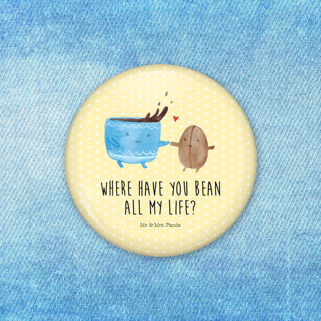 50mm Button Kaffee Bohne 50mm Button, Button, Pin, Anstecknadel, Tiermotive, Gute Laune, lustige Sprüche, Tiere, Kaffee, Kaffeebohne, Genuss, Zufriedenheit, Glück