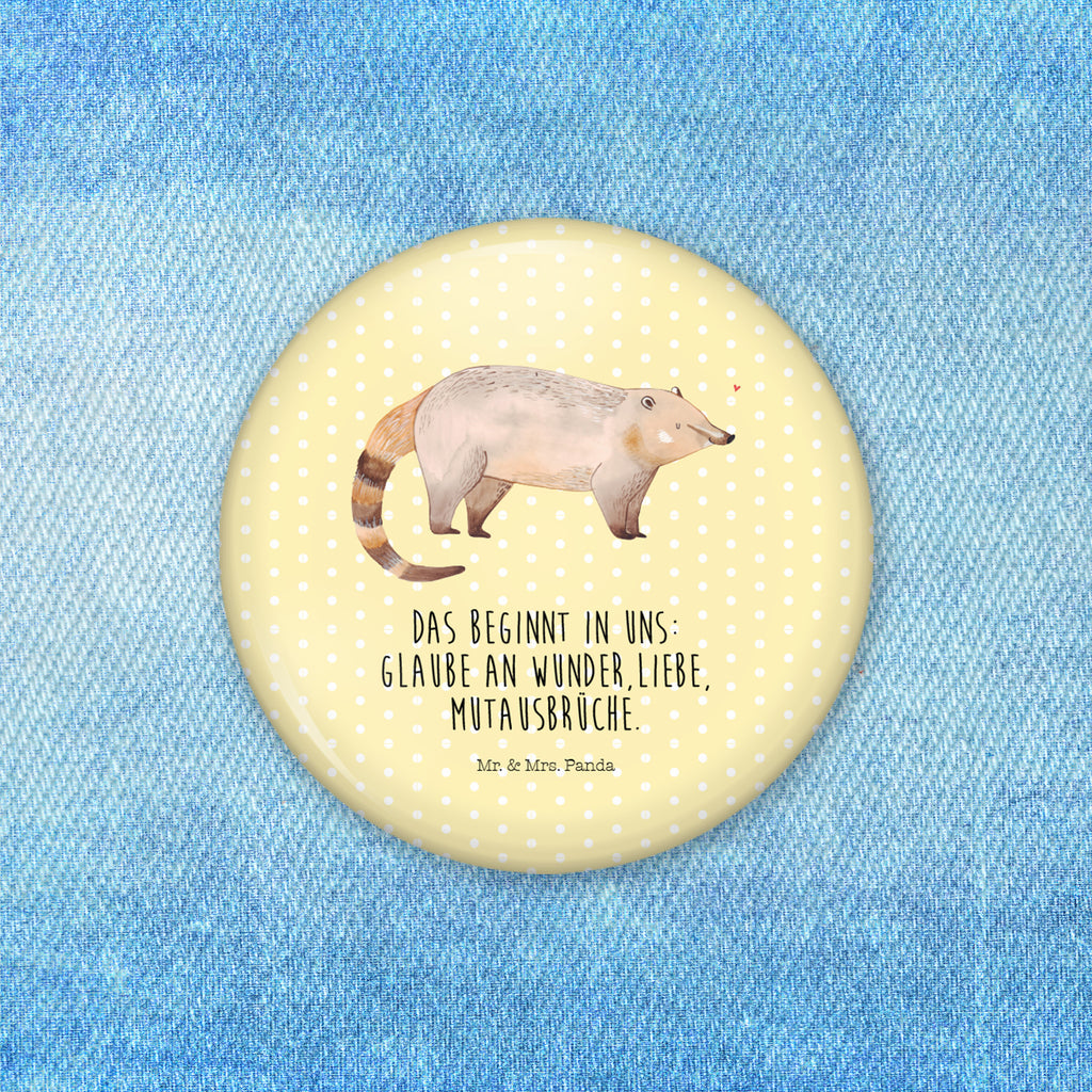 50mm Button Nasenbaer 50mm Button, Button, Pin, Anstecknadel, Tiermotive, Gute Laune, lustige Sprüche, Tiere, Nasenbär, Nasenbären, Rüsselbär, Bär